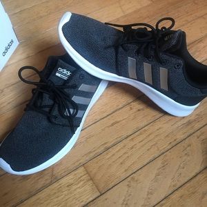Adidas cloudfoam QT racer sneakers